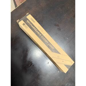 NEW Vont Rechargeable Closet Light- Stick or Magnetic. Brand new in box.